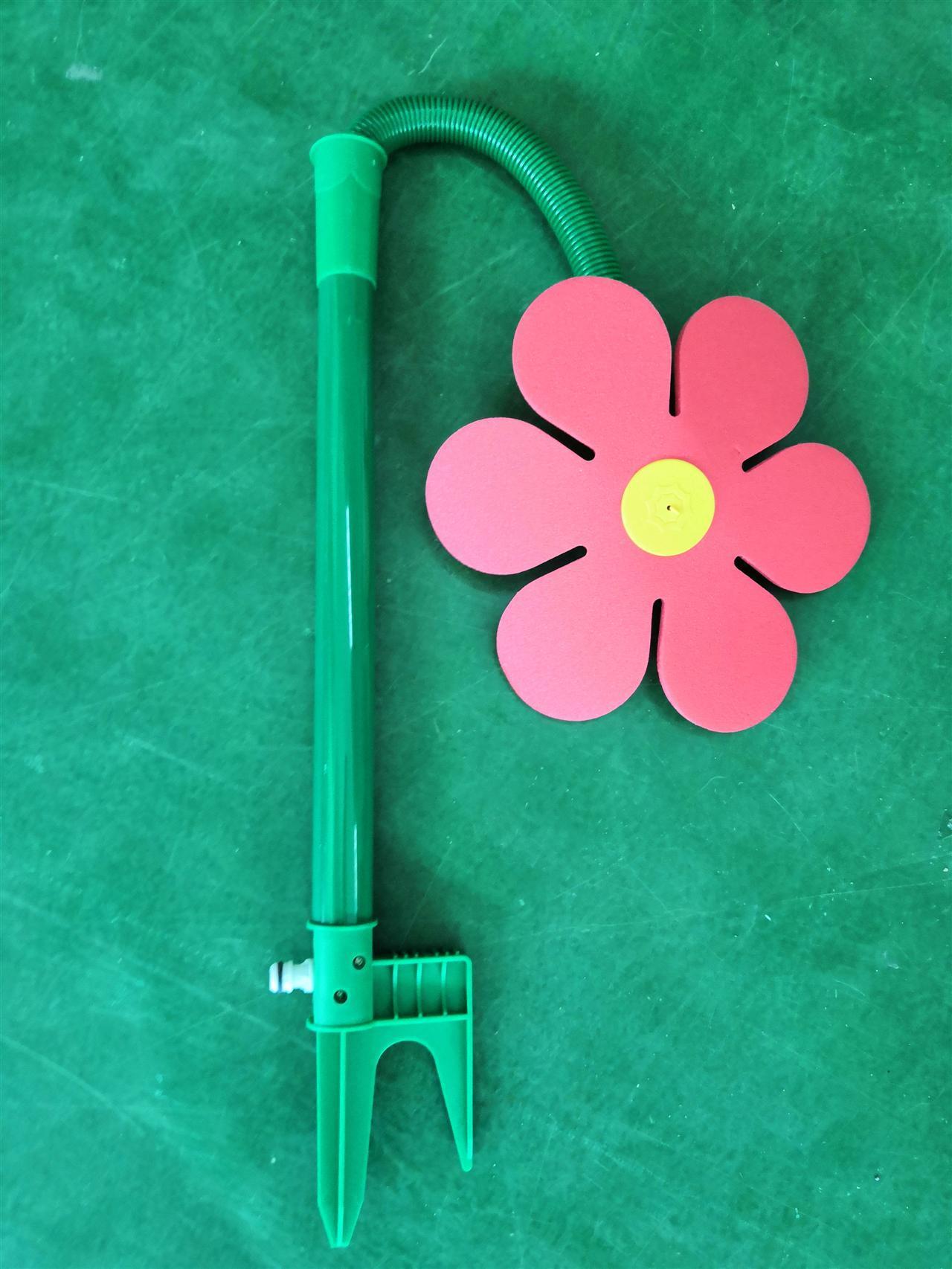 Garden Sprinkler Plastic Sprinkler Sunflower Sprinkler Garden Work Tool Adjustable Sprinklers And Garden Hoses - Gardening Grow